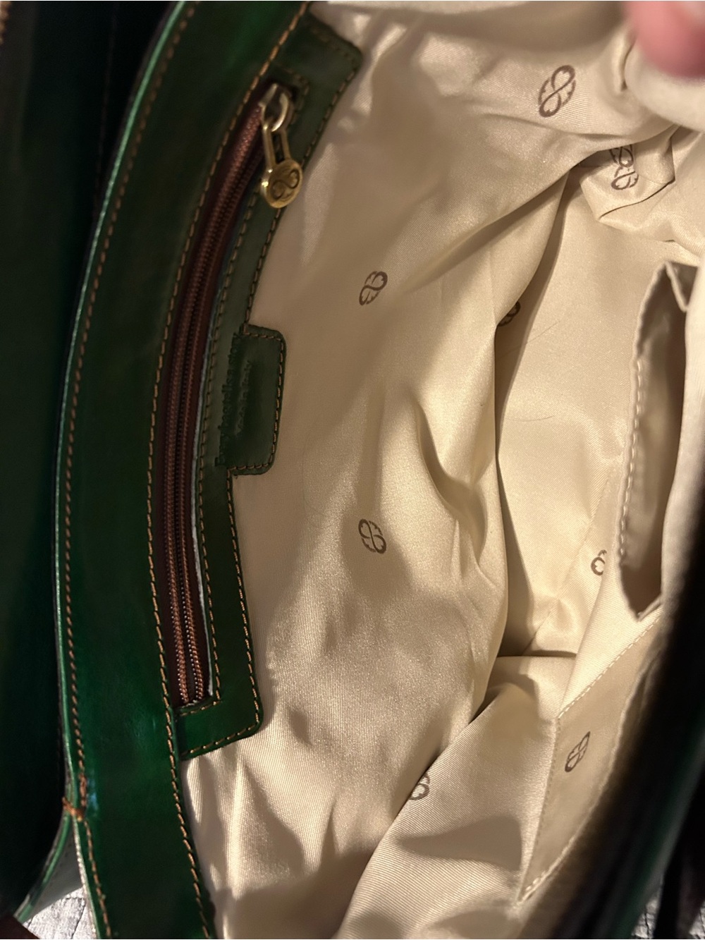 Wolf and Badger Green Leather Tote Bag with Brown Handles - Picture 2 of 9